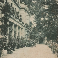 Lionel in his car (an Orleans) at Gunnersbury Park c.1903